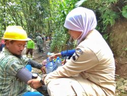 Kesuksesan Dan Kelancaran TMMD 127 Di Desa Kembang Tak Terpisahkan Dari Petugas Kesehatan Lapangan